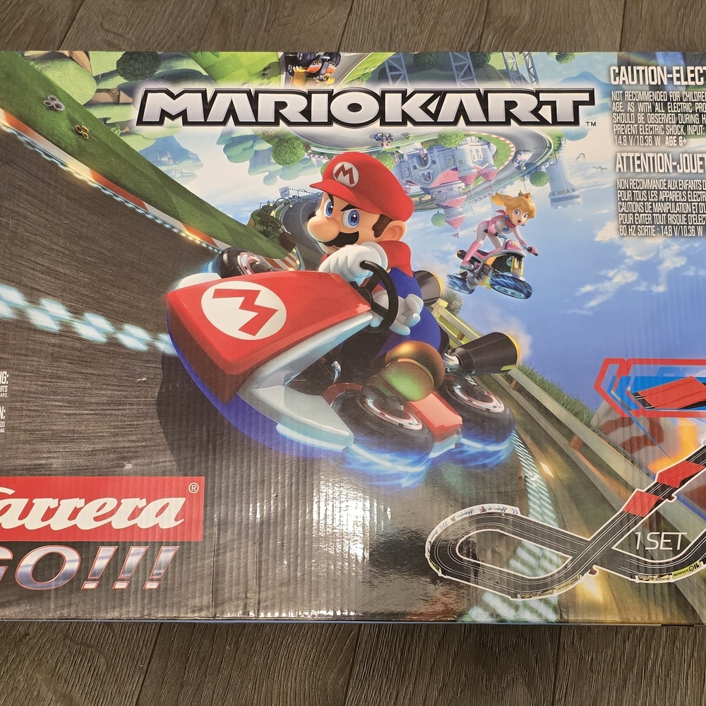 Carrera Go Kart Racing Set with Luigi